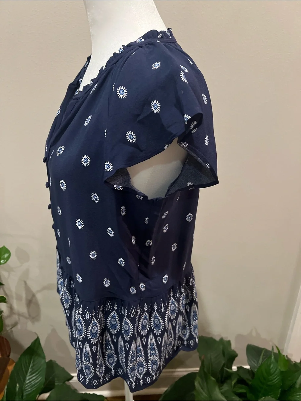 LOFT Navy Printed Button-Front Ruffle Neck Cap Sleeve Blouse - Picture 3 of 7